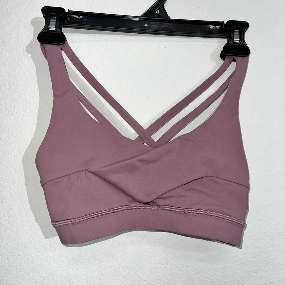 Lululemon Energy Long Line Bra Luxtreme Size‎ 6 B/C cup
